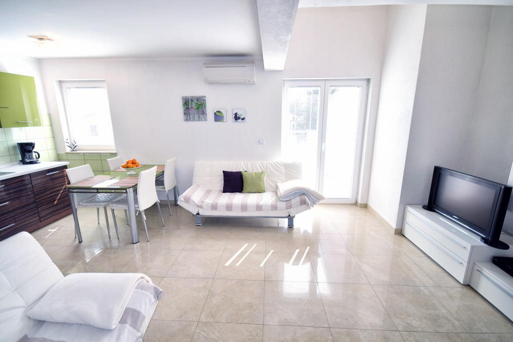 Apartments Link Rovinj Pokoj fotografie