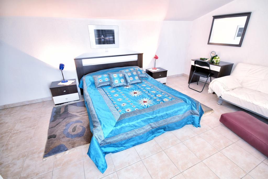 Apartments Link Rovinj Pokoj fotografie
